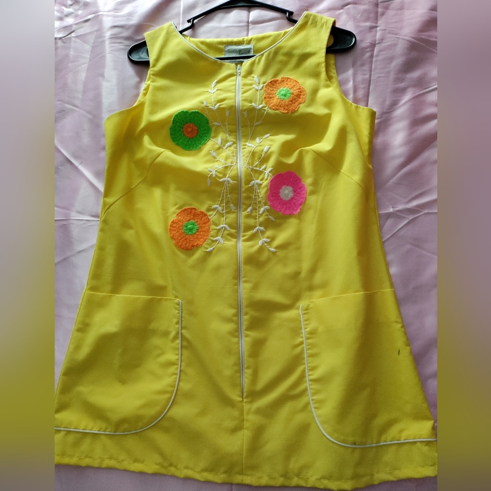 Vintage 1960s/70s dress